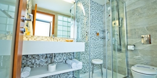zaton holiday resort vonios kambarys