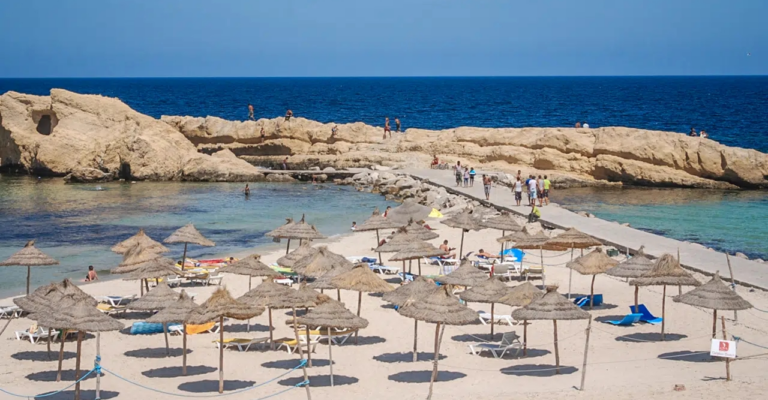 Tunisas, Monastiras