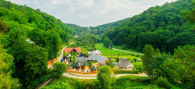Krokuva, Velička, Ojcovas