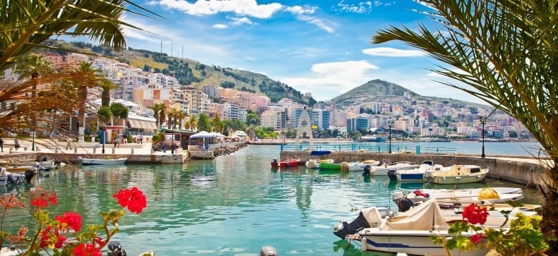Albanija