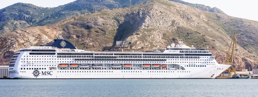 Kruizas laivu „MSC Lirica“