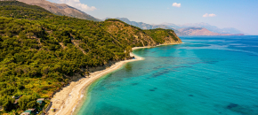 Albanija