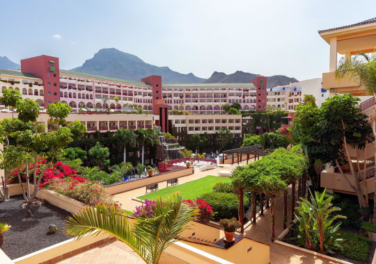 Tenerifė, „Best Jacaranda“ 4*